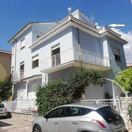 Apartment Donato C Estivo *